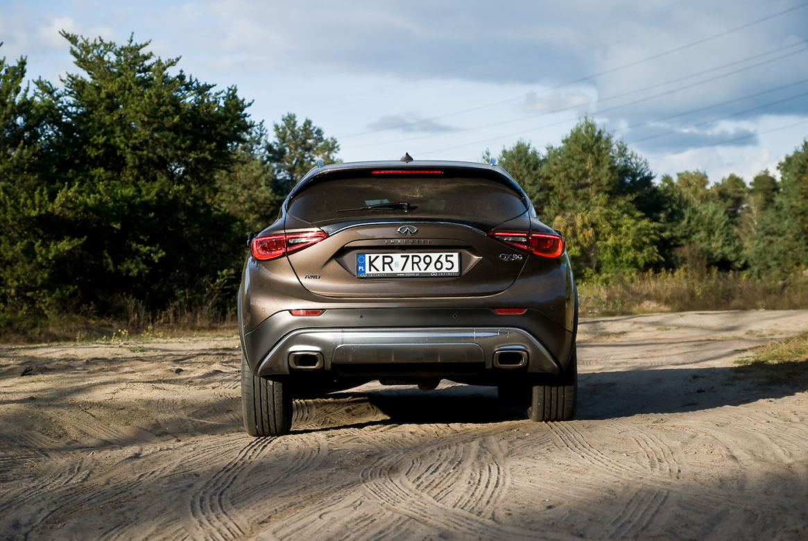 Infiniti QX30