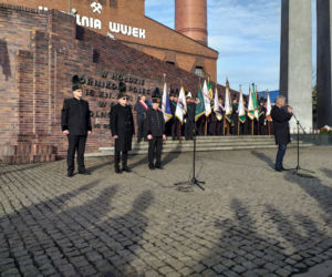 Po 38 latach pamięć o tragedii w Kopalni Wujek ciągle żywa. Rzucaliśmy w nich kamieniami, oni mieli broń 