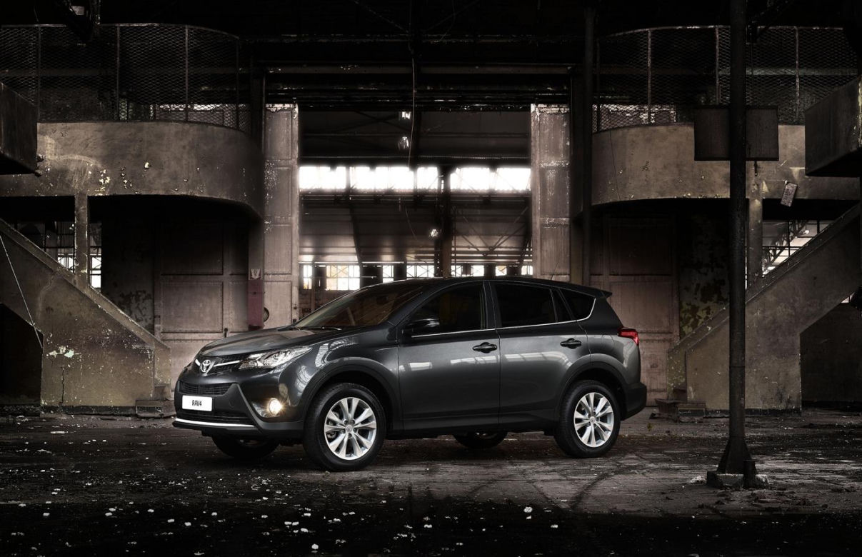 TOYOTA RAV4 IV GENERACJI