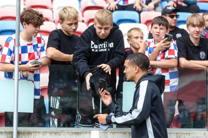 Górnik Zabrze - Lech Poznań: Zdjęcia kibiców i zawodników z meczu 8. kolejki PKO BP Ekstraklasy