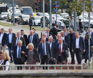 Spotkanie polityków PiS w siedzibie na ul.Nowogrodzkiej