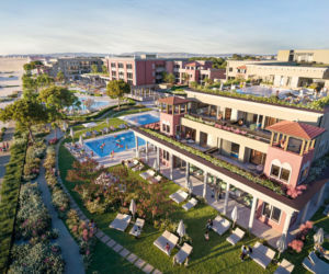 Cavallino Bianco Caorle – Venezia: nowy pięciogwiazdkowy resort rodzinny nad Adriatykiem otworzy się w maju 2026 roku