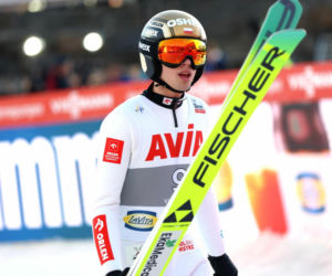 Kacper Tomasiak zaliczył dramatycznie wyglądający upadek w Vikersund