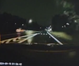 Wypadek na Trasie Łazienkowskiej - nagranie z momentu uderzenia