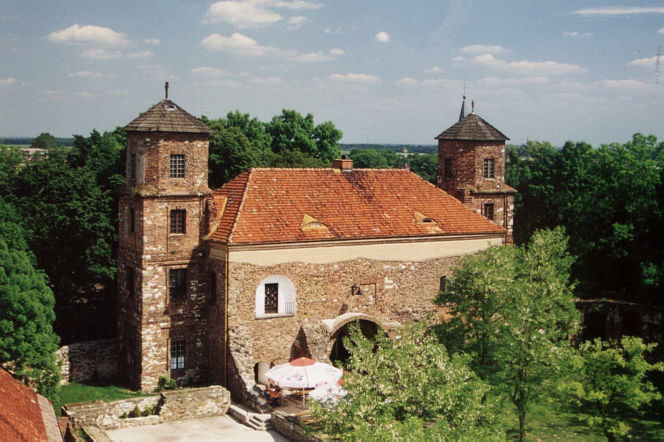 To jedno z najpiękniejszych śląskich miast. Jego ozdobą jest nie tylko rynek, ale też gotycki zamek