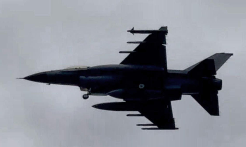 F-16 i Mirage 2000 na ukraińskim niebie