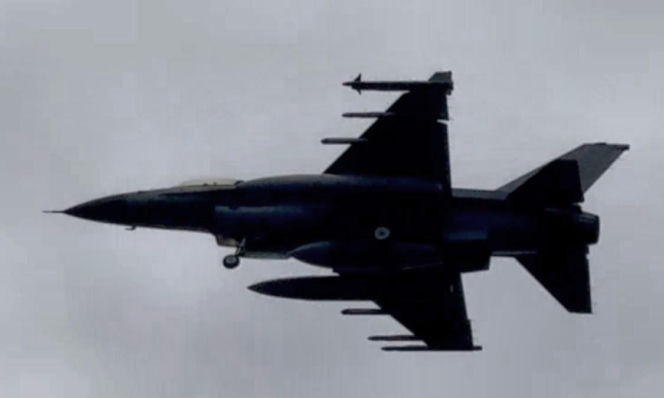 F-16 i Mirage 2000 na ukraińskim niebie