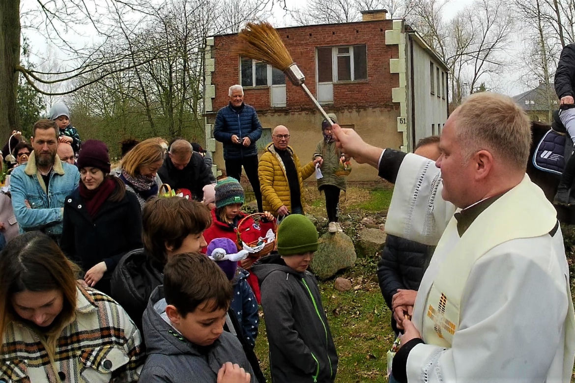 Konna święconka na szczecińskim Osowie