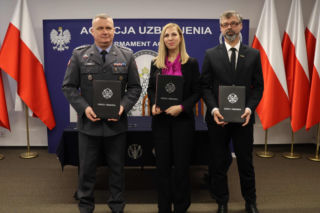 Wojsko Polskie wzmacnia logistykę. Umowa na kilkaset Uniwersalnych Kontenerowych Warsztatów Obsługowo-Naprawczych