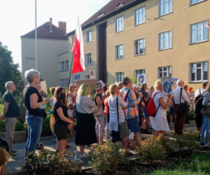 Protest w Szczecinie po przegłosowaniu ustawy Lex TVN