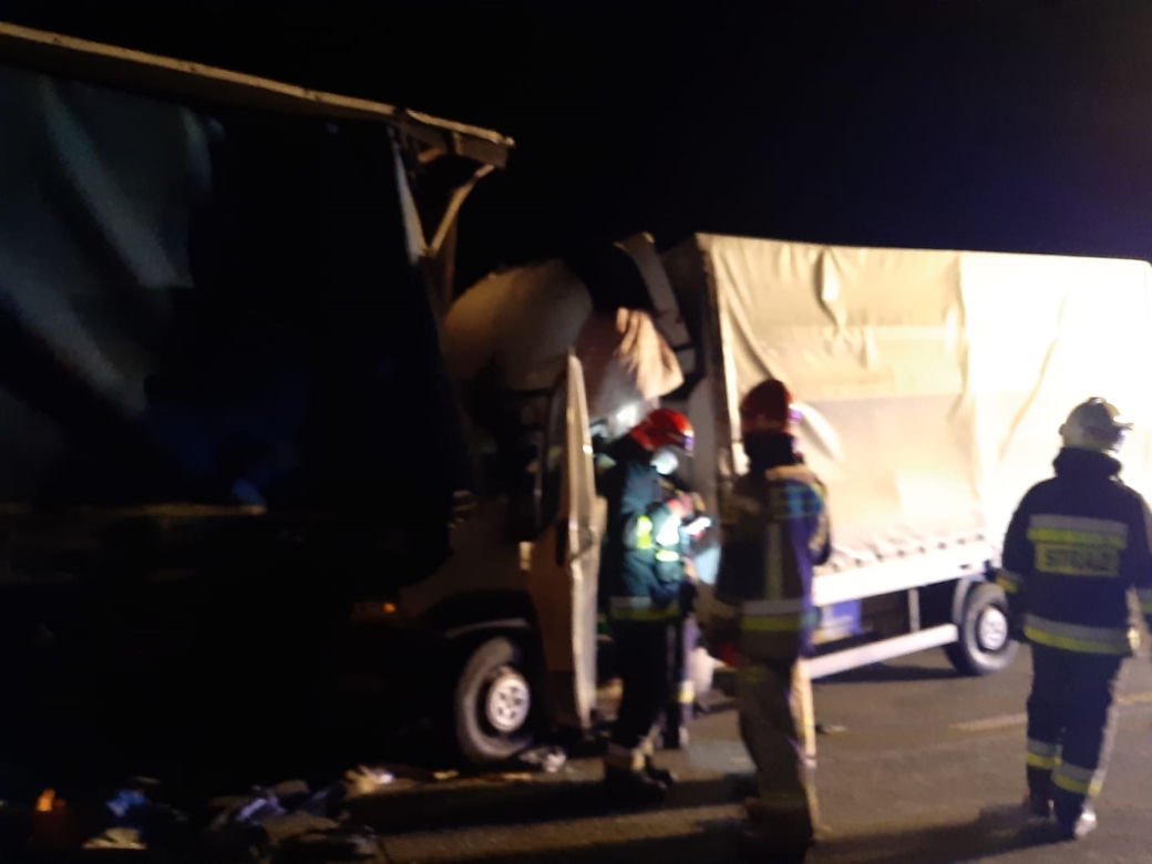 Tragiczny wypadek na S8 w Lubochni. Kierowca ZMIAŻDŻONY wraz z CAŁĄ KABINĄ. Jak do tego doszło?
