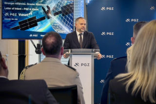 Nowa era w łączności satelitarnej. PGZ i Viasat podpisują list intencyjny