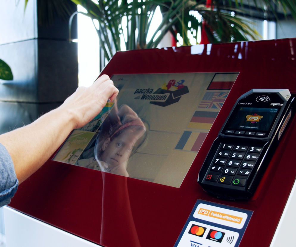 Datkomaty Mastercard i Caritas