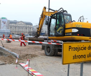 Koparki rozgrzebały Marszałkowską 