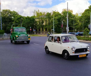 Parada zabytkowych pojazdów w Szczecinie