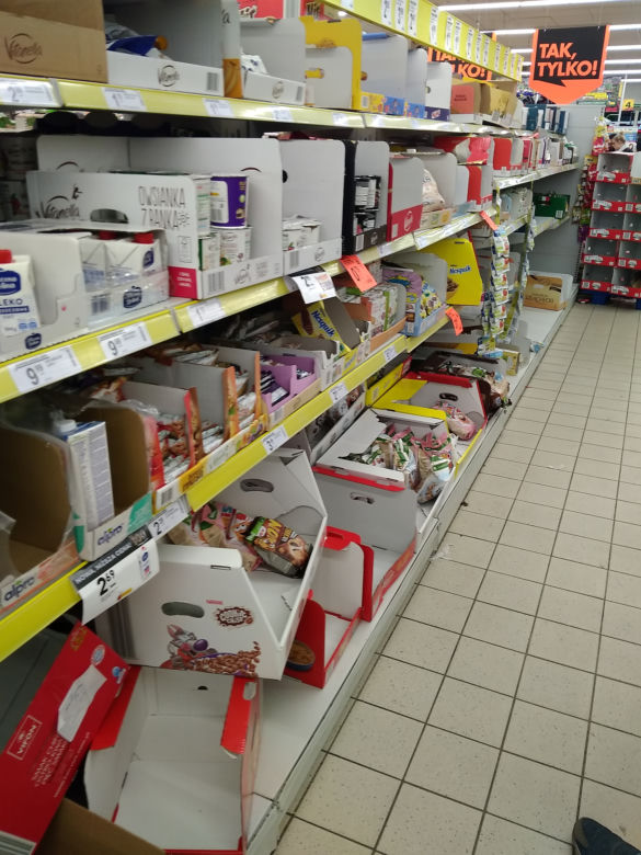Oblężenie w radomskich sklepach z powodu koronawirusa 