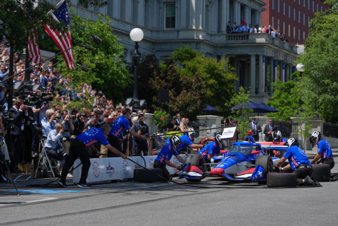 Trump zaprasza na wyścigi IndyCar na zwieńczenie obchodów rocznicowych w Waszyngtonie