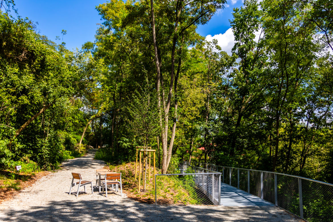 Park pod Kopcem Powstania Warszawskiego
