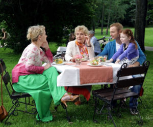 M jak miłość po wakacjach 2013. Barbara (Teresa Lipowska), Ania (Weronika Wachowska), Marta (Dominika Ostałowska), Andrzej (Krystian Wieczorek)