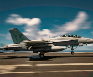 Super Hornety nie pójdą szybko na emeryturę. US Navy inwestuje w modernizacje