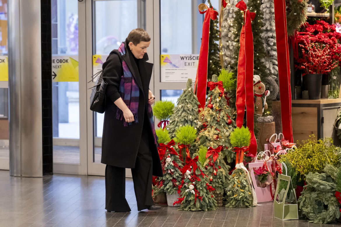 Minister kultury ruszyła na świąteczne zakupy