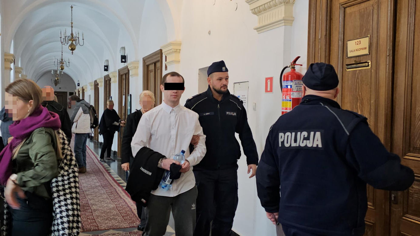Nikt nie pomógł pobitemu na śmierć Piotrowi w mieszkaniu pełnym ludzi