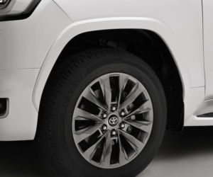 2022 nowa Toyota Land Cruiser