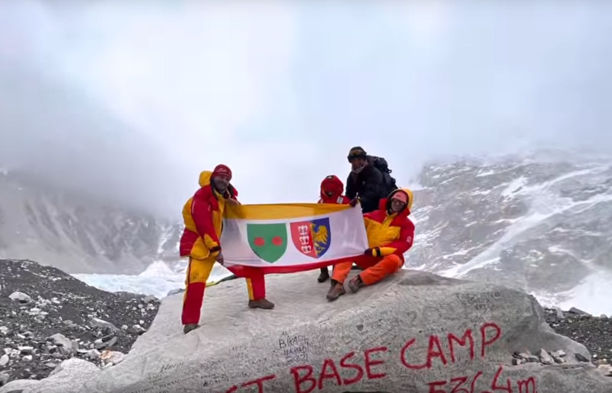 Mikołaj z Bielska pobił rekord świata. 6-latek zdobył Everest Base Camp