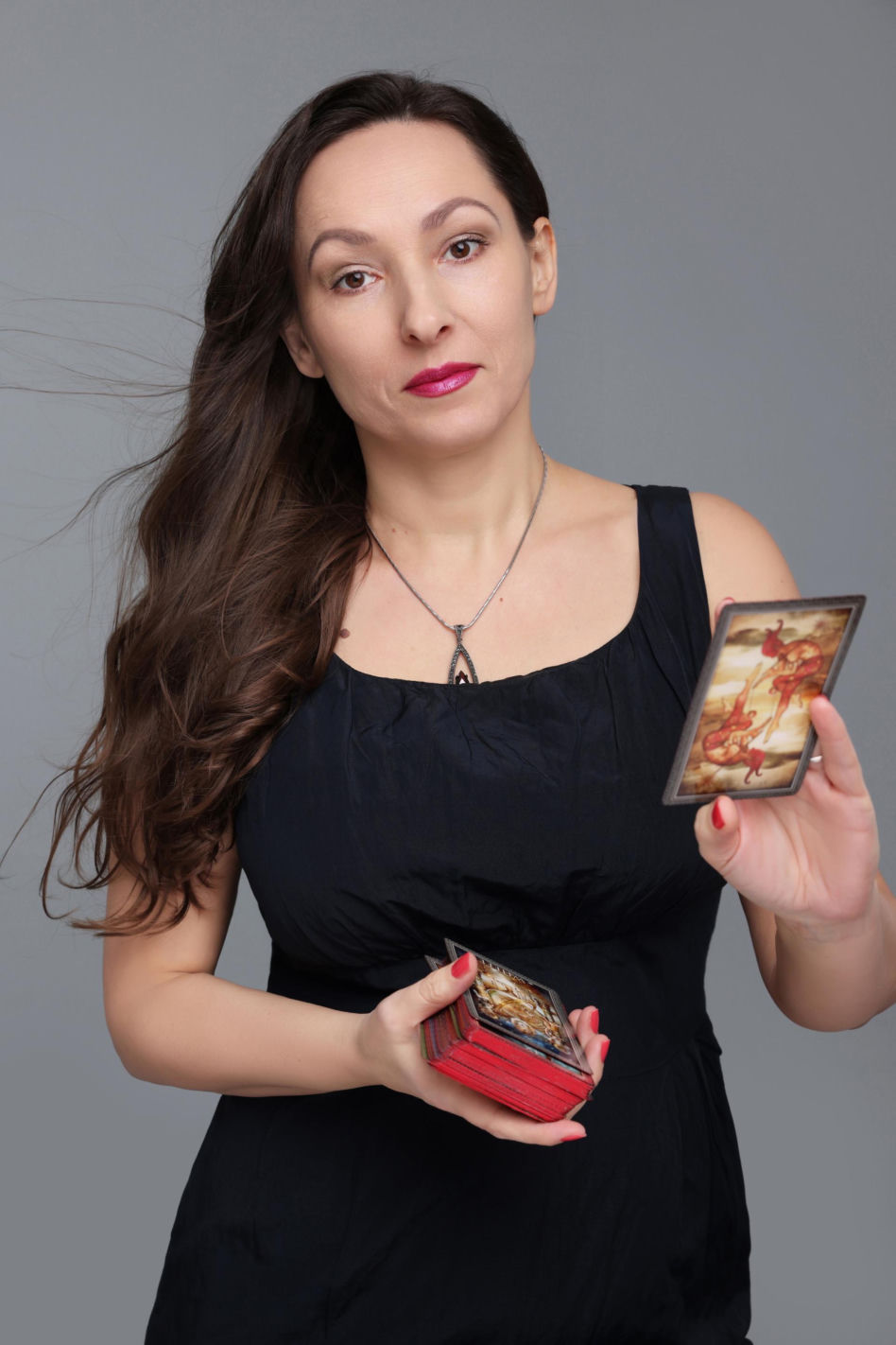 Tarocistka Eva Ariah o przyszłości gwiazd