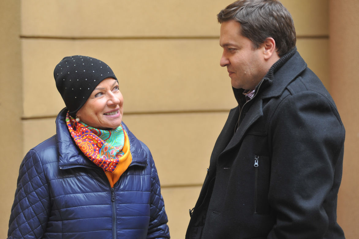 Na Wspólnej odcinek 2282. Michał Brzozowski (Robert Kudelski), Maria Zięba (Bożena Dykiel)