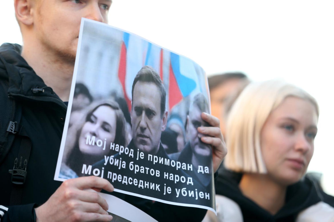 Wiec przed ambasadą Rosji we Serbii