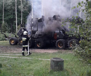 Pożar maszyn do wycinki drzew