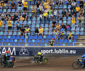 Żurawie na żużlu. Lubelscy kibice speedwaya są naprawdę wysokich lotów