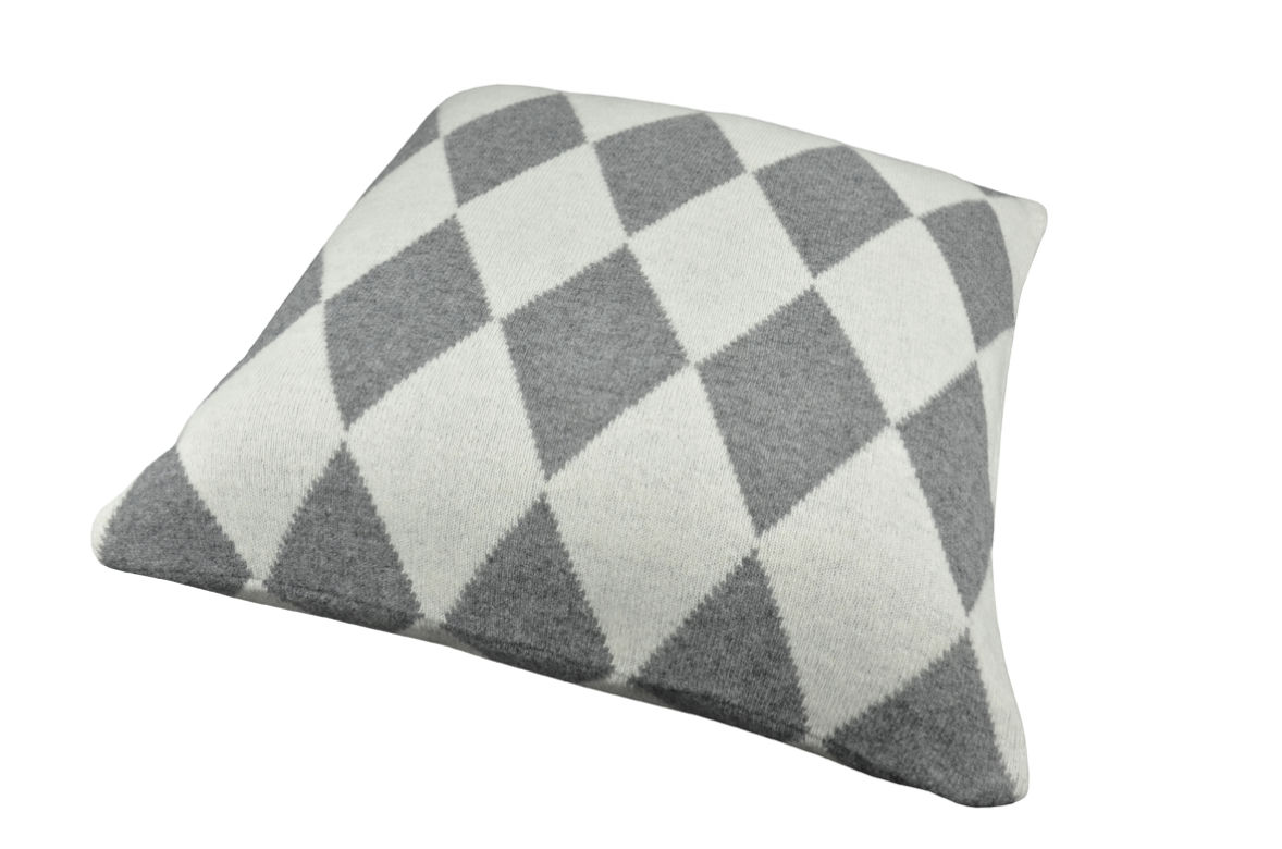 Jesienne trendy to miłe poduszki