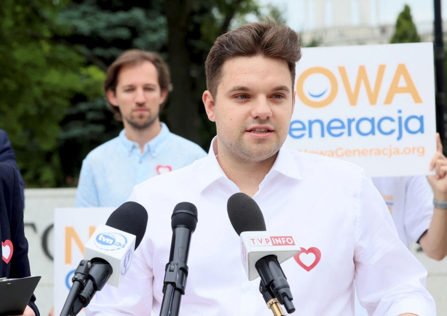 Młody lekarz milioner zwolniony! Dawid Kacprzyk nie ma czego szukać w Szpitalu Połud…