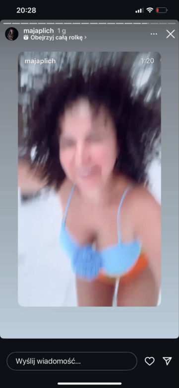 Maja Rutkowski w skąpym bikini biega po śniegu. Tak cieszy się z zimy?