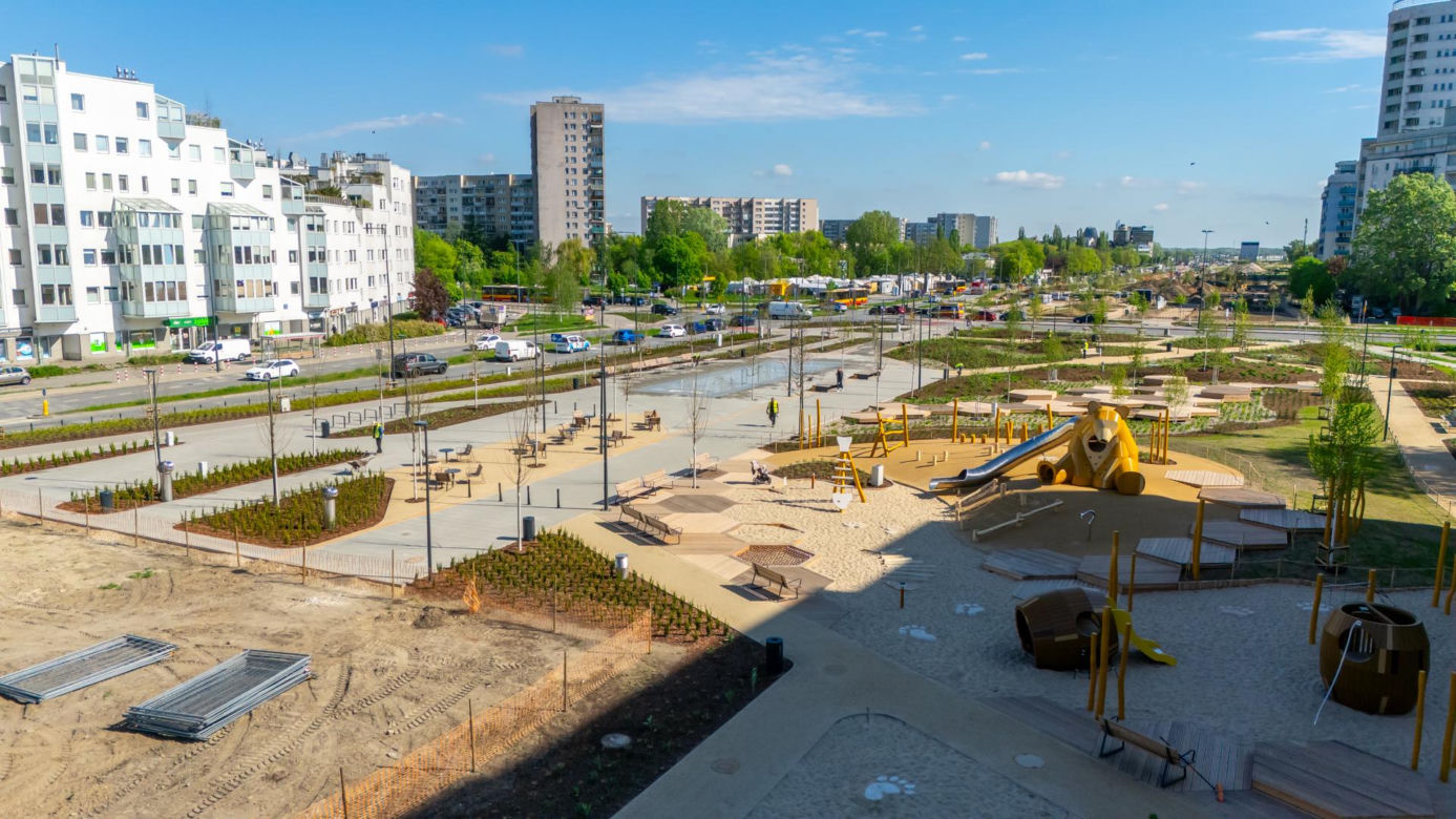 Park nad Południową Obwodnicą Warszawy na Ursynowie