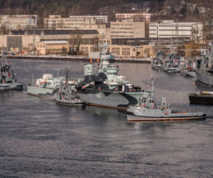 ORP Błyskawica opuściła swoje miejsce przy nabrzeżu w Gdyni