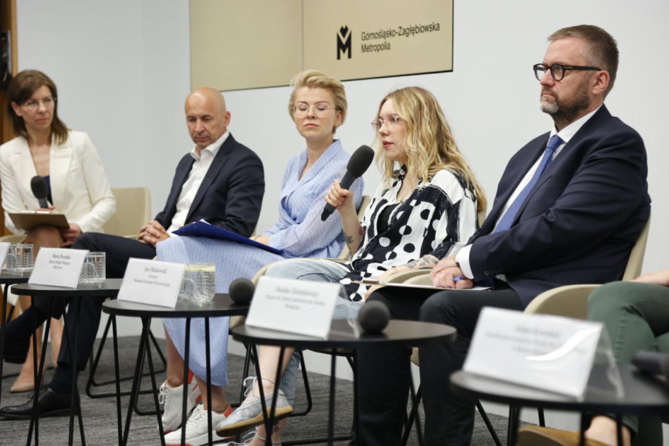 Debata - Czy w Polsce powinno powstać nowe megamiasto?