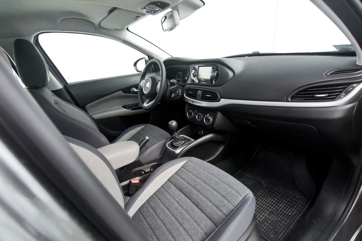 Fiat Tipo 1.6 Multijet 16V LOUNGE