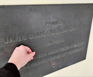 Pomnik, który grzeje! Płyta Jana Głuszaka Dagaramy w Tarnowie