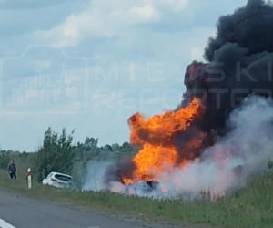 Wypadek na S7 spłonął samochód