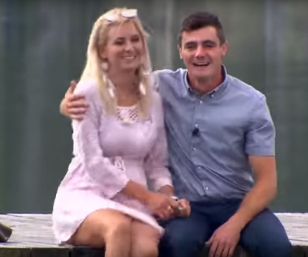 Rolnik szuka żony 4. Sara POKAZAŁA majteczki! Mamy NAGRANIE - ZOBACZ