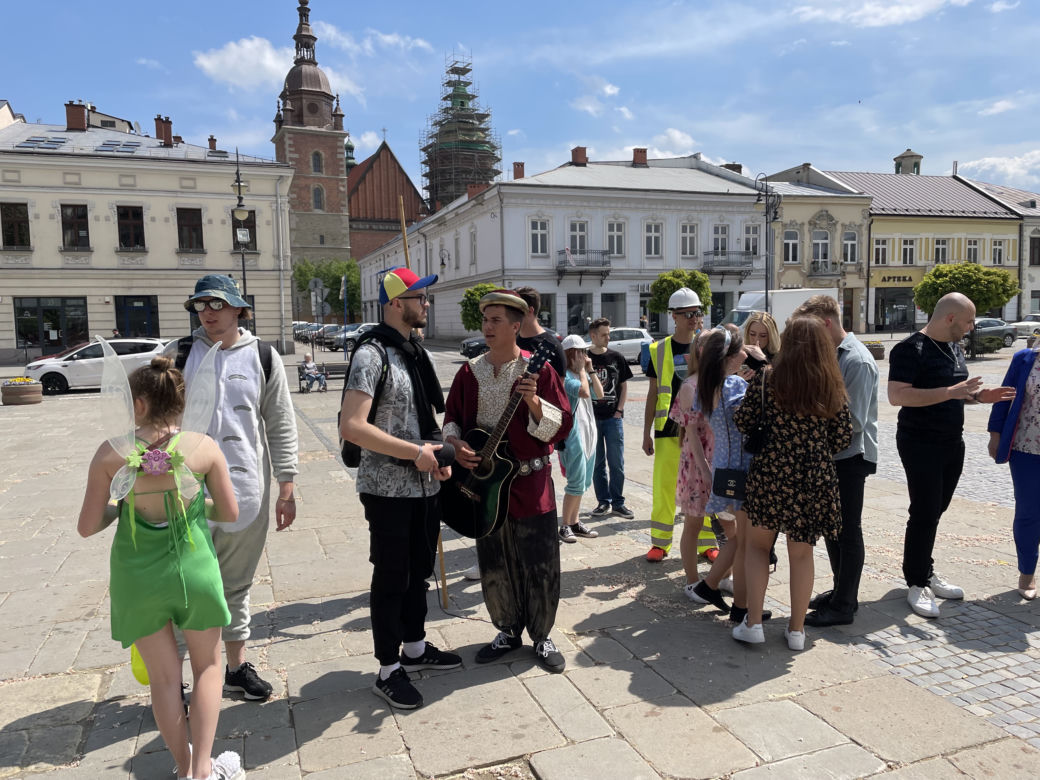 Studenci PWSZ odbierają klucz do bram Nowego Sącza