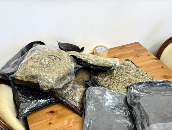 Wielki boss kiboli złapany na gorącym uczynku! Policjanci zabezpieczyli narkotyki warte 10 mln złotych!