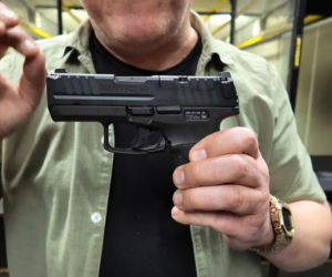 Ultrakompaktowy pistolet HK SFP9 CC - recenzja