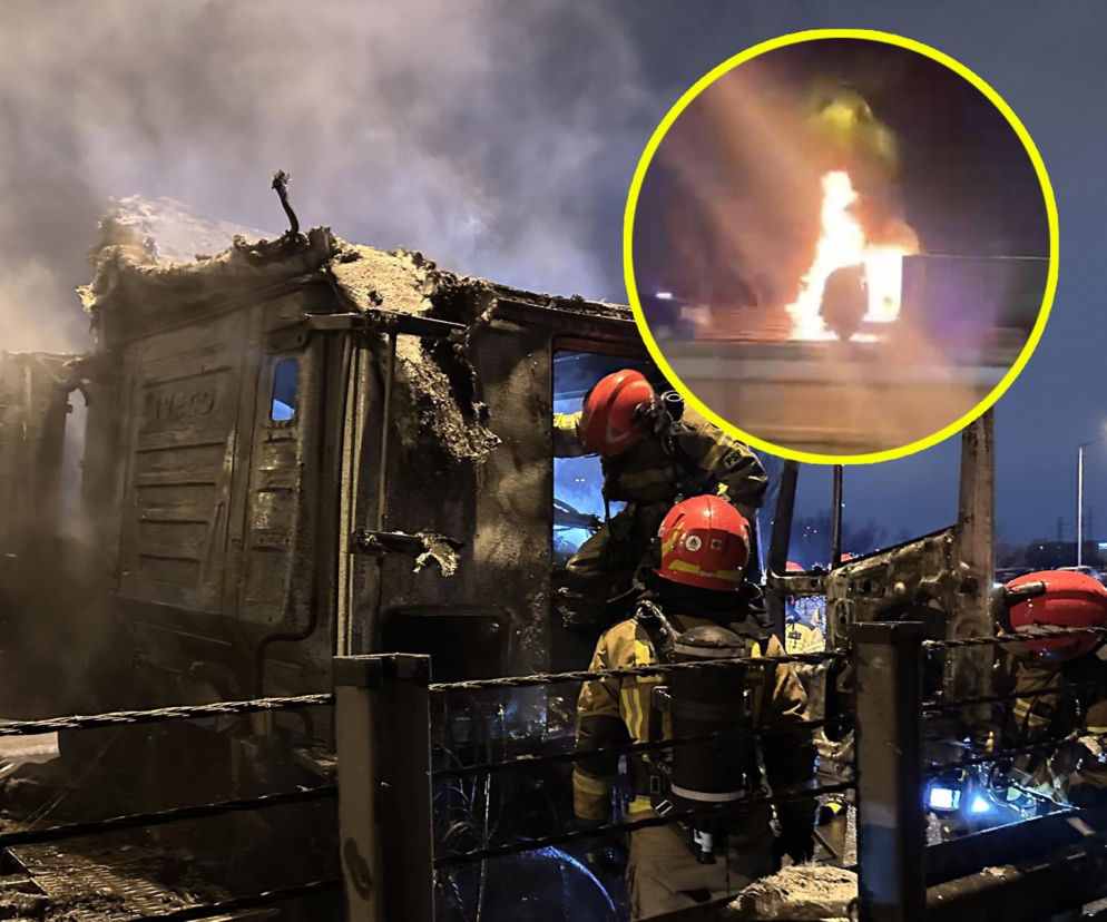 Potężny pożar ciężarówki. 22 strażaków na miejscu, policja musiała zablokować most