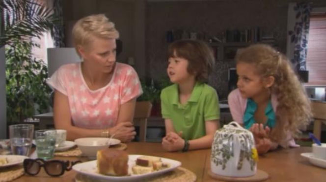 RODZINKA.pl 3. Natalia (Małgorzata Kożuchowska), Kacper (Mateusz Pawłowski), Zosia (Emilia Dankwa)