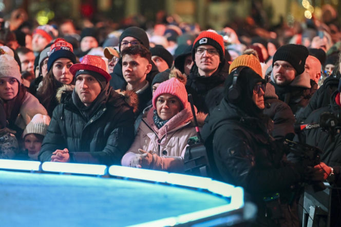 Sylwestrowa Moc Przebojów 2025/26 w Toruniu: Zdjęcia z imprezy Polsatu. Uczestnicy, artyści i starówka