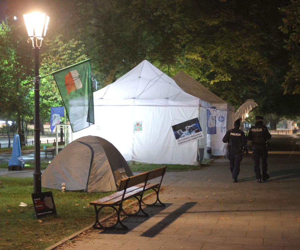 Białe Miasteczko 2.0, protest pracowników ochrony zdrowia